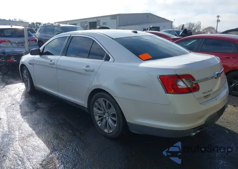 2011 Ford Taurus Limited z USA, uszkodzony, nr VIN 1FAHP2FW1BG152939